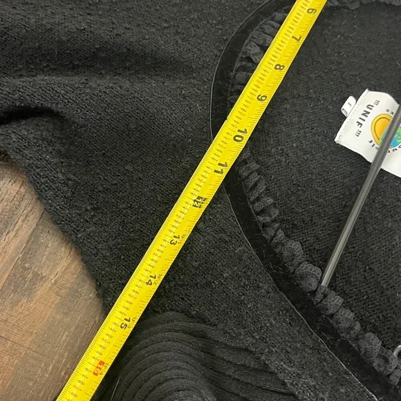 UNIF Vost Top - Picture 15 of 16